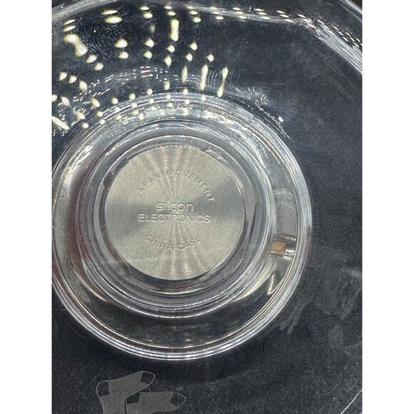 Simon Pearce Crystal Desk Clock with Boston Red Sox Logo Works - Picture 6 of 9